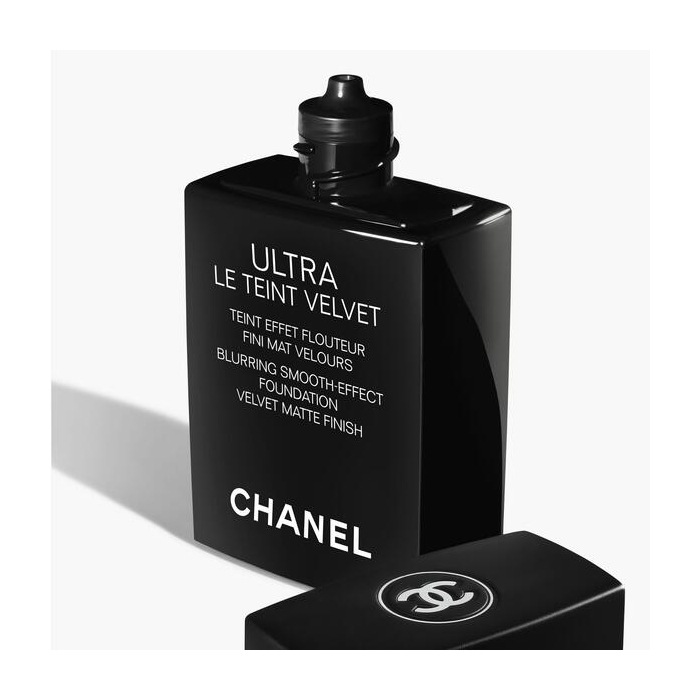 ULTRA LE TEINT VELVET